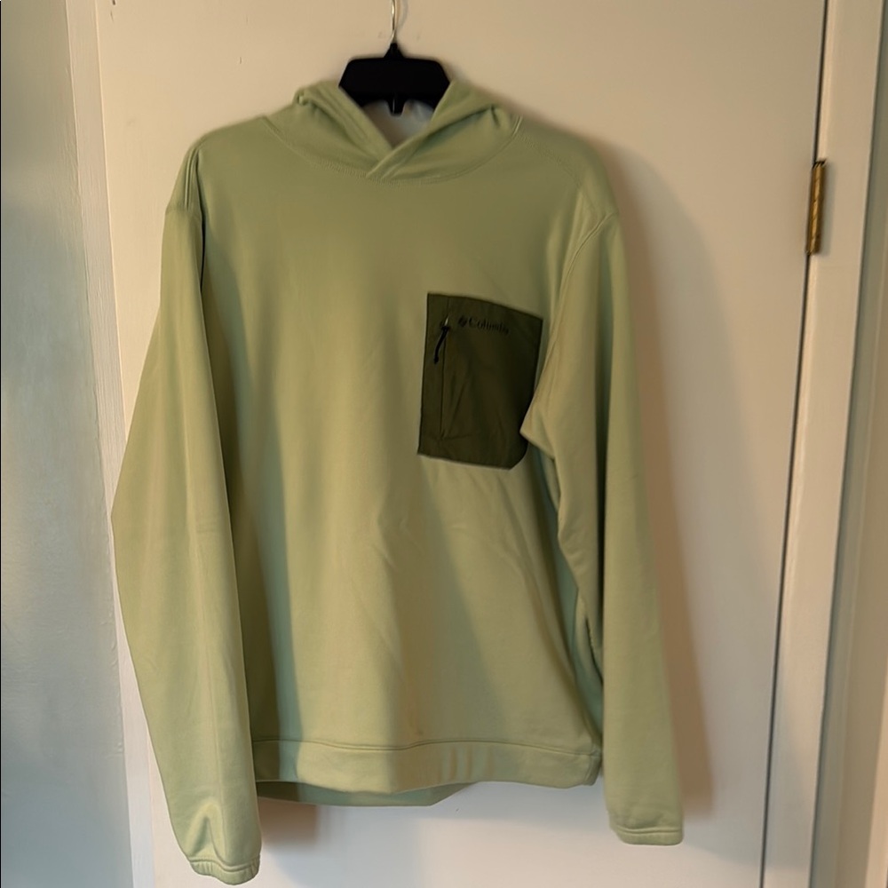 Columbia Men's Light Green Hoodie with Pocket large EUC